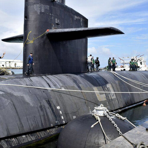 kasus perusahaan terbaru tentang Advanced Submarine Fenders Ensure Gentle and Reliable Underwater Berthing Protection