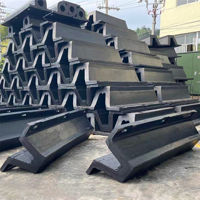 Umur Panjang V Type Fender Boat Dock Fender Untuk Marine Mooring