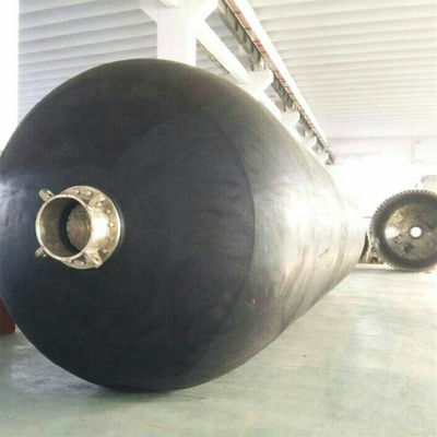 Fender Kapal Selam Angkatan Laut AS 50kPa D3.3m NR Fender Hidropneumatik Mengambang Vertikal