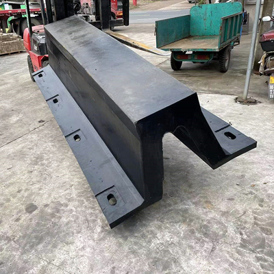 Fender Karet Dock Tipe V yang Dapat Disesuaikan Kelautan Ketahanan Geser Yang Baik