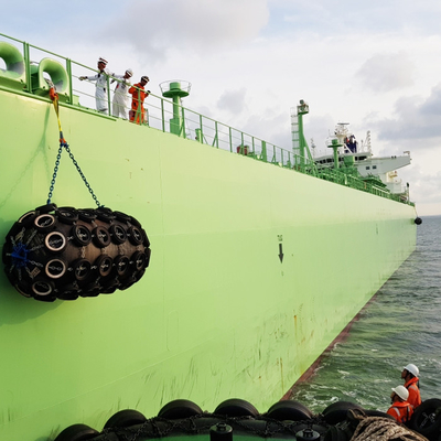 4.5*9.0M Yokohama Ship Fender PIANC2002 Floating Pneumatic Rubber Fender