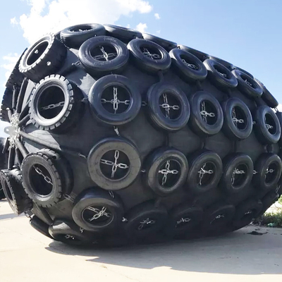 80kPa Yokohama Pneumatic Rubber Fender 2.0 * 3.5M Mengambang Untuk Kapal Ke Kapal