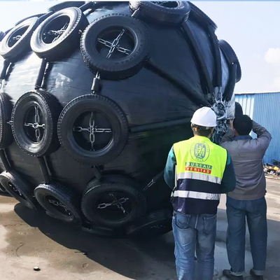 26 Lapisan 2.5M Yokohama Rubber Fender 50kPa Floating Dock Fender