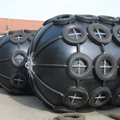 Dermaga Berth 50kPa Floating Pneumatic Fender Untuk Kapal ISO17357 PIANC2002