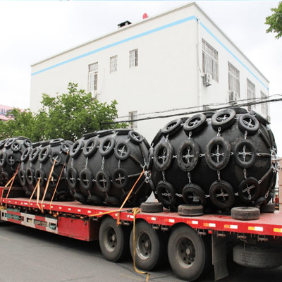 2.5 * 4.0M CTN Pneumatic Rubber Fender ISO17357-1: 2014 Dengan Katup Pengaman