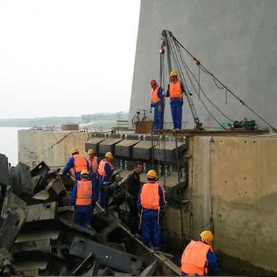 NBR NR Arch Rubber Fender 1000H Bumper Tahan Air Mata yang Disesuaikan