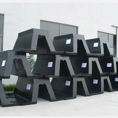 Warna Hitam Arch Rubber Fender Industrial Energy Menyerap Sertifikat CCS