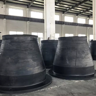 PIANC2002 Conical Cone Rubber Fender Warna Hitam Disesuaikan Untuk Penyangga Dok Kapal