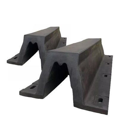 PIANC2002 V Type Rubber Dock Fender Tugas Berat Tahan Air Mata