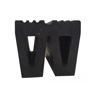 PIANC2002 Bersertifikat Tug Boat Bumper Karet Alam Moulding Ketahanan Air Mata