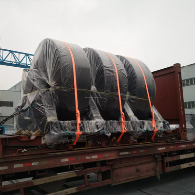 Fender Tetap Karet Hitam 175kN - 1000kN Untuk Perlindungan Kapal Dock