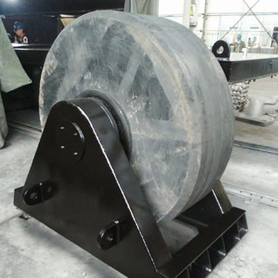 PIANC2002 Black Roller Fender 3 MPA Intensitas Untuk Penyangga Dok Kapal