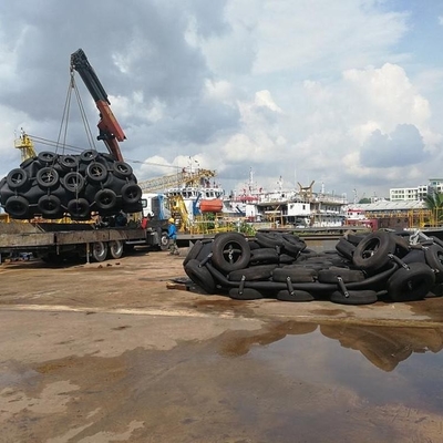 Dermaga Marine Dock Floating Yokohama Rubber Fender Iso 17357 50 Kpa