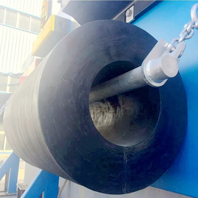 Perahu Kapal Pelabuhan Laut Fender Karet Silinder Kinerja Tinggi