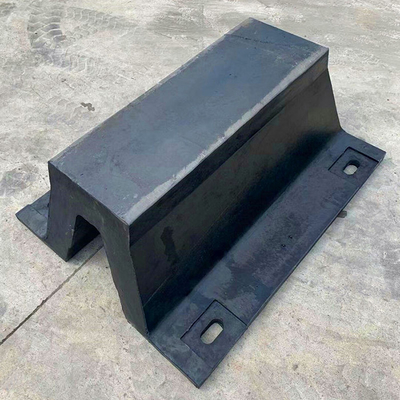 Pianc2002 Standard V Type Fender 600h Karet Alam Untuk Berlabuh Kapal Laut