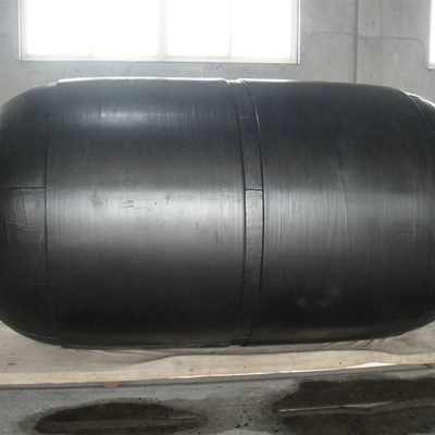 Dermaga Kapal Yokohama Fender Pneumatic Air Block 3.3mx6.5m Marine Berthing