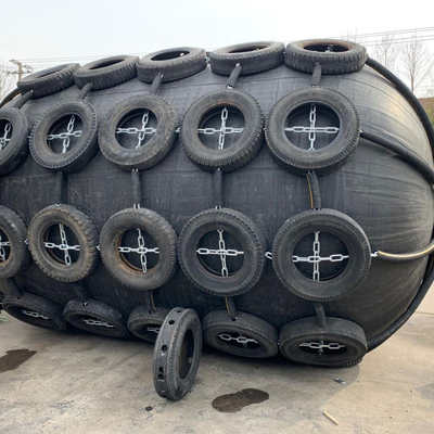 Pianc 2002 Marine 3.3 X 6.5m Floating Fender Yokohama Boat Dock Dengan Ban Pesawat