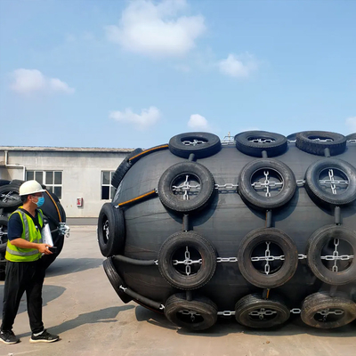 50kpa Floating Yokohama Rubber Fender Pneumatic Tire Chain Net