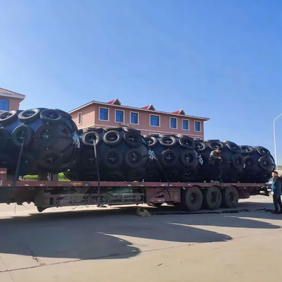 Dermaga Karet Silinder Abrasi Tinggi Tinggi Dapat Disesuaikan Untuk Penggunaan Laut