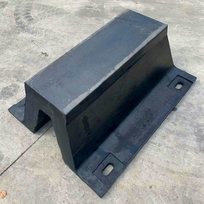 Marine V Type Fender Rubber Panjang Disesuaikan Untuk Perlindungan Kapal Dan Kapal