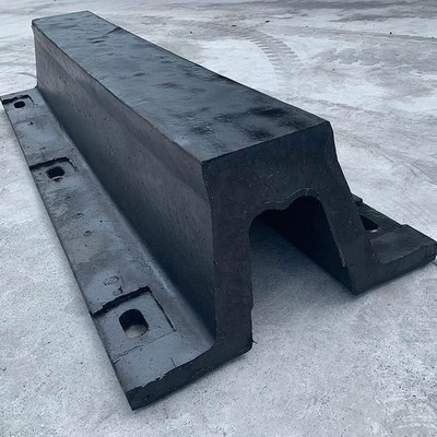 Fender Kapal Karet Bentuk V untuk Aplikasi Laut