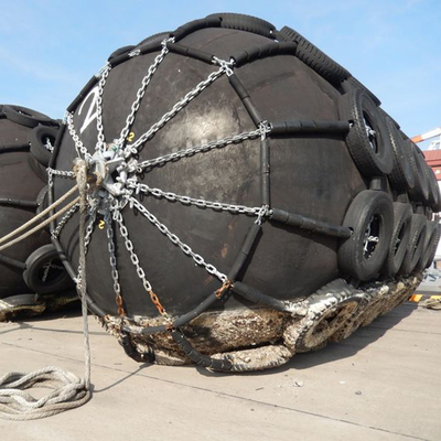 Desain Unggul 80kPa Floating Pneumatic Rubber Fender Perlindungan Yang Belum Pernah Ada Sebelumnya
