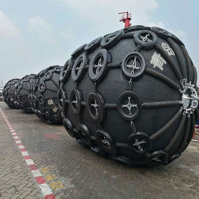 Fender Karet Pneumatik Kekuatan Tinggi di Industri Laut dan lepas pantai