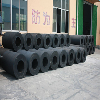 NR Fender Laut Silinder Absorpsi Energi Berkelanjutan Pianc 600x1200 Karet