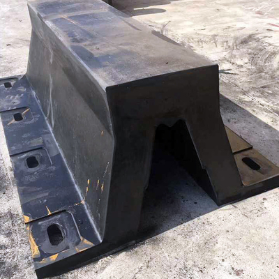 Heavy Duty V / D 1000mm Dock Mounted Fenders Untuk Superyacht