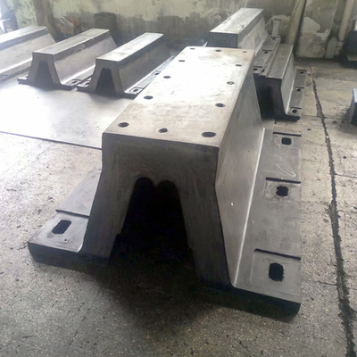 3500mm Panjang Dock Fender Bumper Tipe V Desain OEM