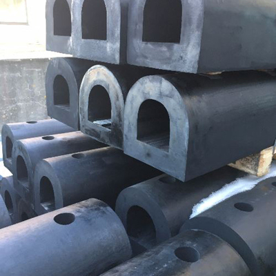 Membentuk Fenders Tipe D Perlindungan Docking Laut yang Efisien dan Dapat Diandalkan