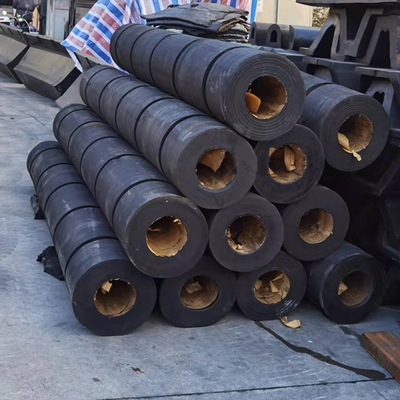 Fender Ban Tugboat Fender Silinder Bumper Tugboat untuk Docking dan Mooring