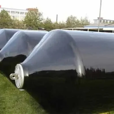 2x4m Floating Foam Fender Dengan Chain Net 70kg/M3 Density 19mm Polyurea Ketebalan