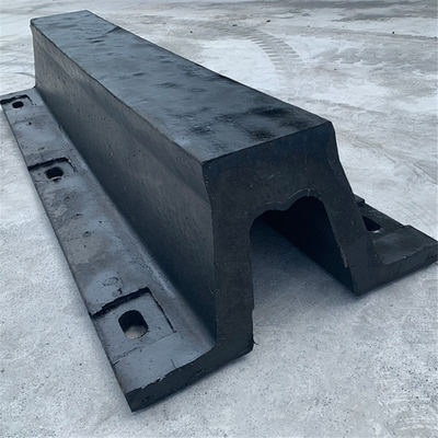 Fender karet lengkungan yang disesuaikan untuk terminal pelabuhan, langsung disediakan oleh produsen