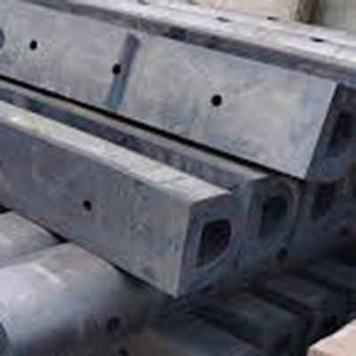 Aksesoris Nut Fenders Tipe D yang sangat tahan lama dengan gaya reaksi 147kN hingga 920kN