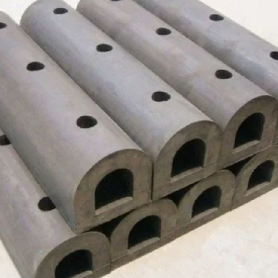 Fender karet dermaga ketahanan dampak tinggi Fender tipe D untuk terminal kargo