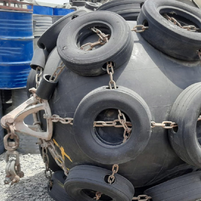 Fender karet dermaga harga terjangkau Fender karet pneumatik untuk galangan kapal