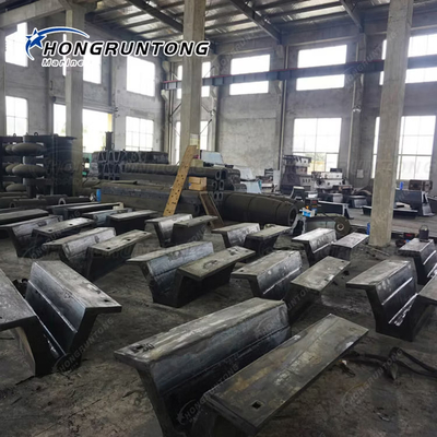 CCS Marine Natural Rubber Arch Fender Tipe V Untuk Kapal ke Pelabuhan