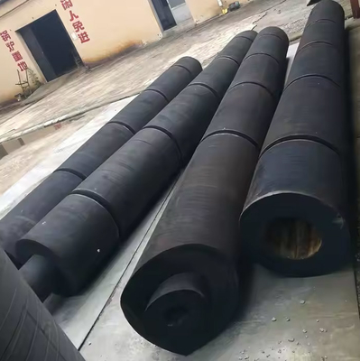 Penggantian Fenders Kapal Gendong Model Laut Ukuran Besar