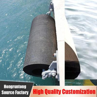 Pelindung Fender Laut Silinder 750×1800mm Permukaan Halus Penggunaan Jangka Panjang Tahan Guncangan