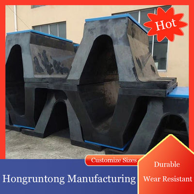 Pelindung Fender Karet Dermaga Material Tahan Lama Tahan Cuaca Pemasangan Mudah Penyerapan Energi Tinggi