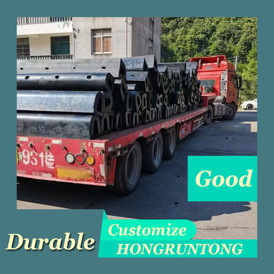 Pelindung Fender yang Dipasang di Dermaga Penyerapan Energi Sangat Baik Tahan Korosi Mudah Diganti