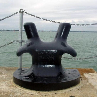 Bollard berlabuh dengan kapasitas beban yang kuat tahan cuaca dan mudah dipasang untuk aplikasi laut