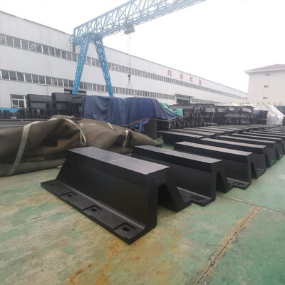 Fender karet lengkungan dengan sistem penyerapan kejut untuk penyerapan energi beban tinggi dan biaya pemeliharaan rendah
